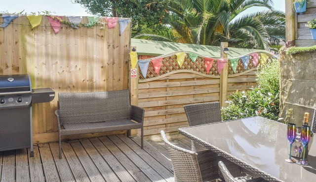 2 bedroom accommodation in Ventnor