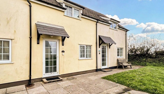 2 bedroom accommodation in Bude