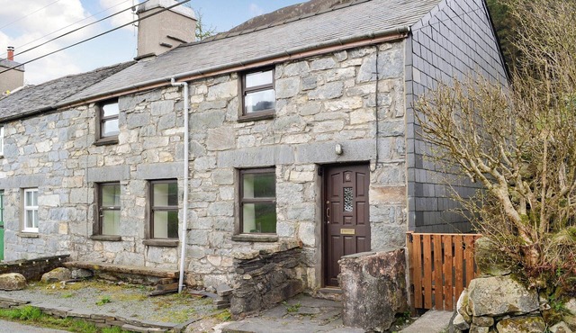 2 bedroom accommodation in Cwm Penmachno, near Betws-y-Coed