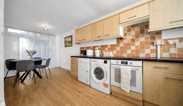 2-bedroom house with a Garden close to Birmingham city center