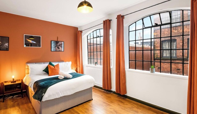 3 Bed Flat - Sleeps 7 - Parking - Wifi