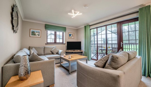 3 Bed in Dailly (oc-r34760)
