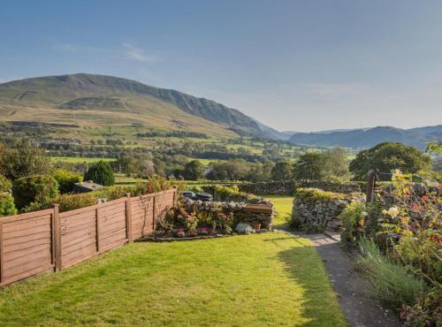 3 Bed in Keswick oc-sz227