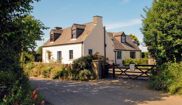 3 bedroom accommodation in Nolton Haven