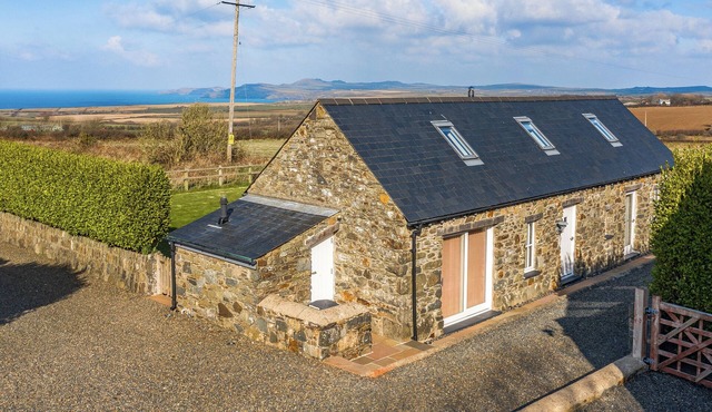 3 bedroom accommodation in St Davids