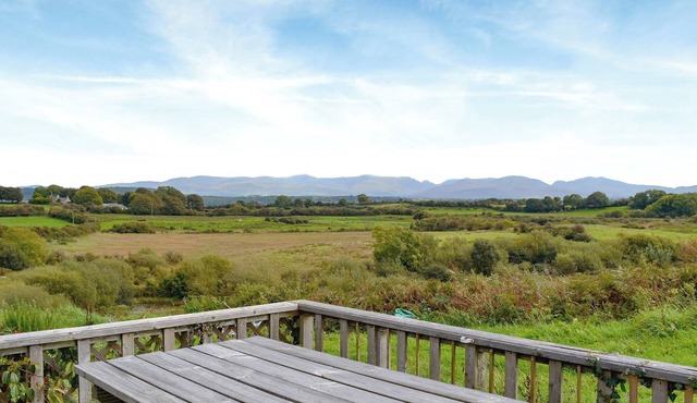 3 bedroom accommodation in Llanbedrgoch, near Benllech