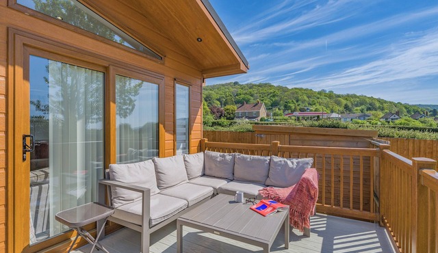 3 bedroom accommodation in Cheddar