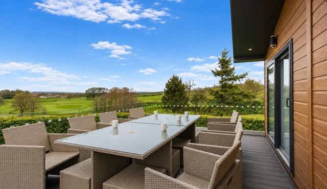 4 Bed in Bentham (oc-w37870)