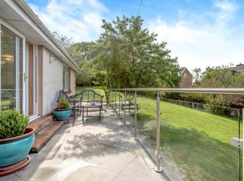 4 Bed in Penrith oc-sz103