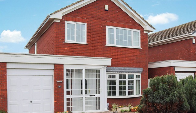 4 bedroom accommodation in Rhyl