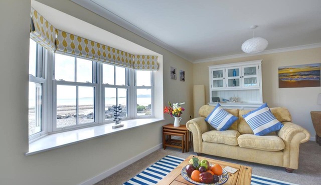 5 Bed in Amroth (oc-pw9068)