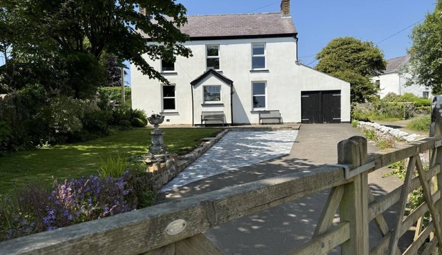 5 Bed in Gower (oc-hh101)