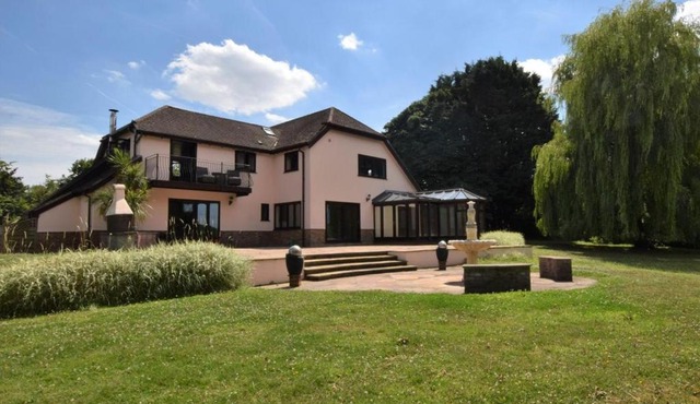 5 Bed in Southampton oc-89078