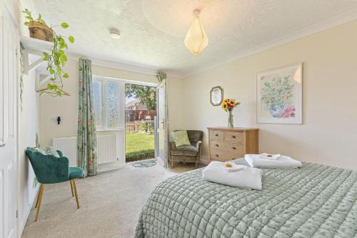 A convenient 2 bed annexe - dog friendly with parking