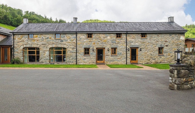 A cosy luxury cottage in a prime Betws-y-Coed location, Snowdonia