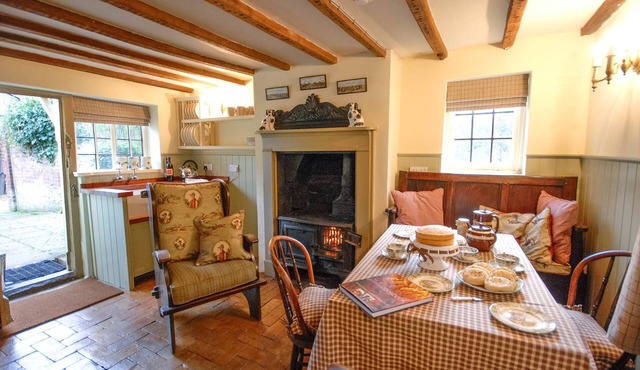 A stunning character cottage in a Nature Reserve - Laundry Cottage