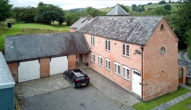 A two Bedroom Self-catered Annex for Visitors to the Rural Heart of Mid-wales
