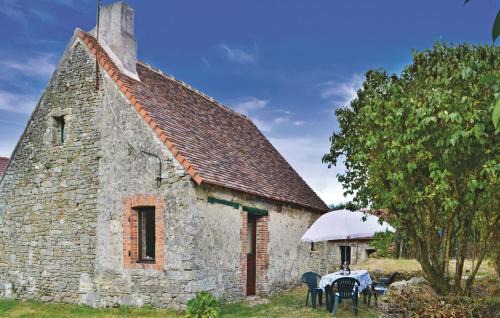 Amazing Home In Saint Martin Le Mault