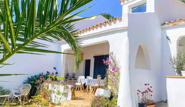 Amazing home in Cala d'Or with WiFi