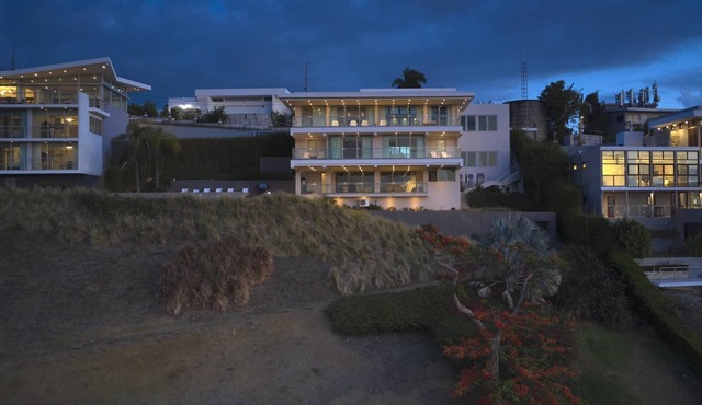 Amazing Views, Villa, Great for Groups, Walk Out Patio, Pool