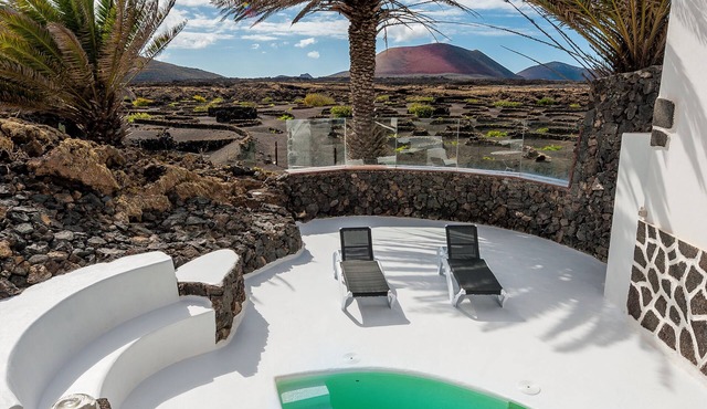 An Oasis in the middle of the Volcano!