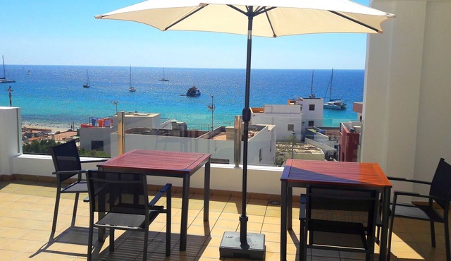 Apartamento Sarah 2B, 2min to the beach and promenade, central and quiet. Free WIFI