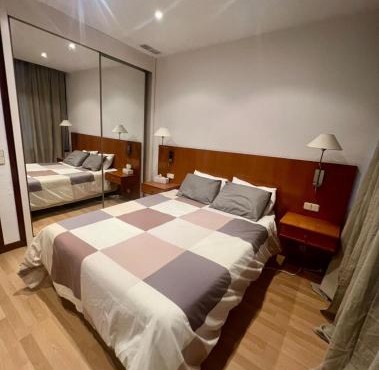 Apartamentos EconoStay Bernabeu