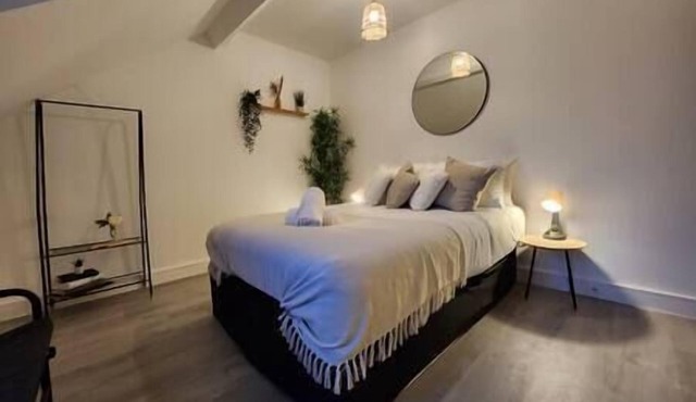 ApartHotel - Flat 7 (1 bed)