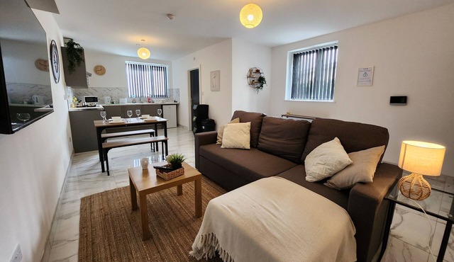 ApartHotel - Flat 8 (2 bed)