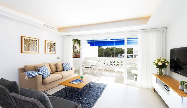 Apartment in Playas del Duque for 4 people| Casa Granada 232
