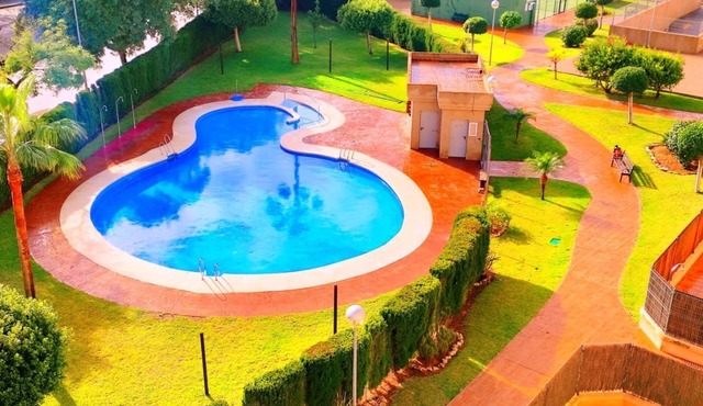 Apartment TomCar Pool, paddle tennis, Wi-Fi and common areas