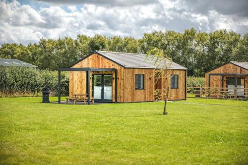 Ash Lodge