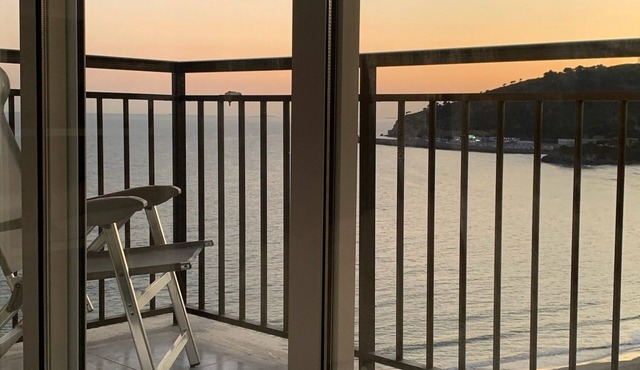 Beachfront apartment with spectacular views About this space