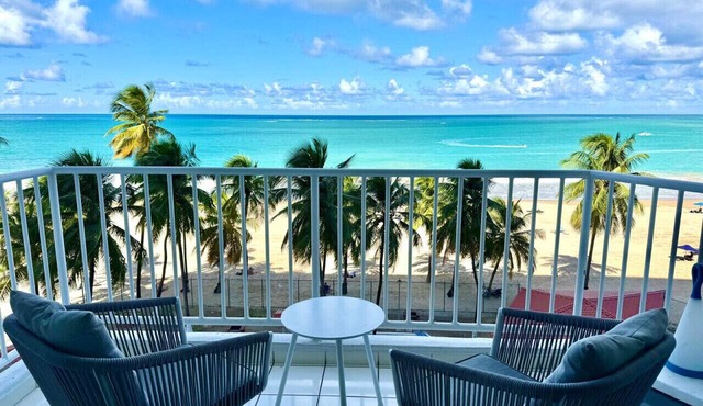 Beachfront 2b/2b Isla Verde Walk 2 Eat Parking