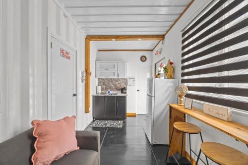 Beachside 1BR Apartment Sleeps 4