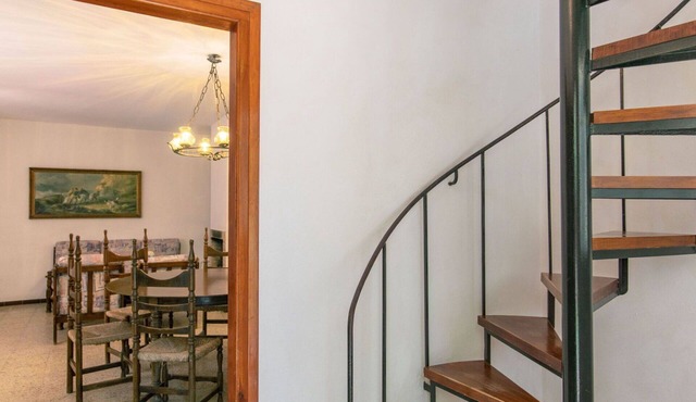 Beautiful apartment for 6 guests with WIFI, TV and terrace