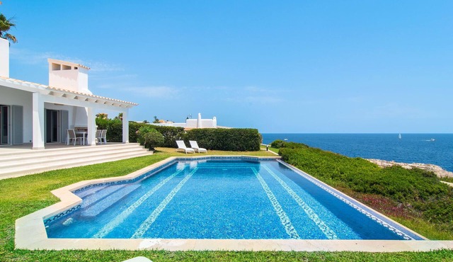 Beautiful home in Cala dOr with private swimming pool, can be inside or outside