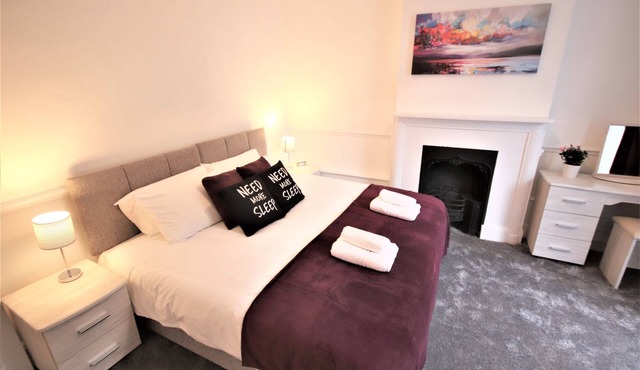 Beautiful Serviced Apartment Leatherhead Ground Floor