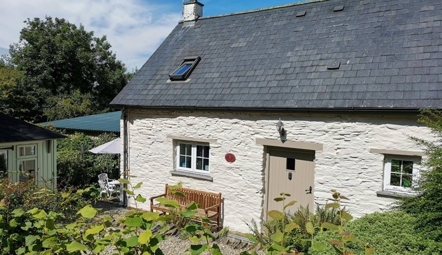 Blaenfforest Granary, Newcastle Emlyn