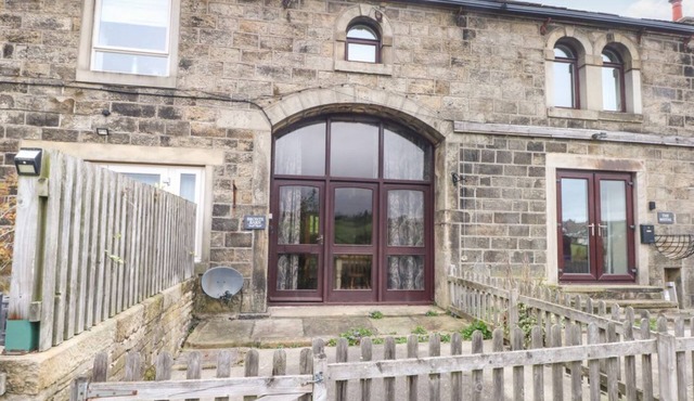 Bronte Barn, Oakworth