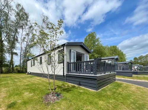 Bumble Lodge