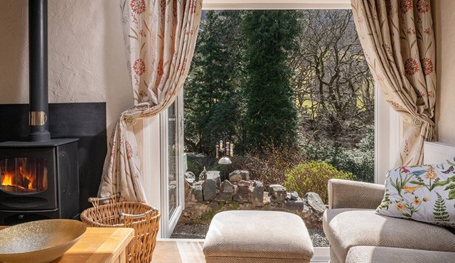 Butterfly Cottage - Two Bedroom Cottage, Sleeps 4