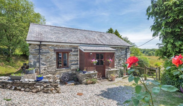 Bwythyn Y Wennol, Beddgelert