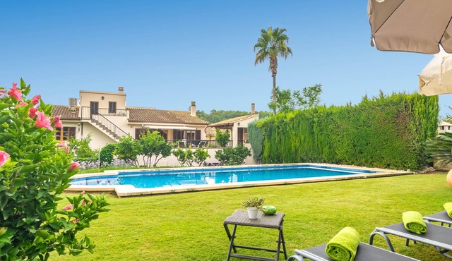 CA NA ROSA (DE SELVA) - Apartment with private pool and garden near the mountains. Free Wi