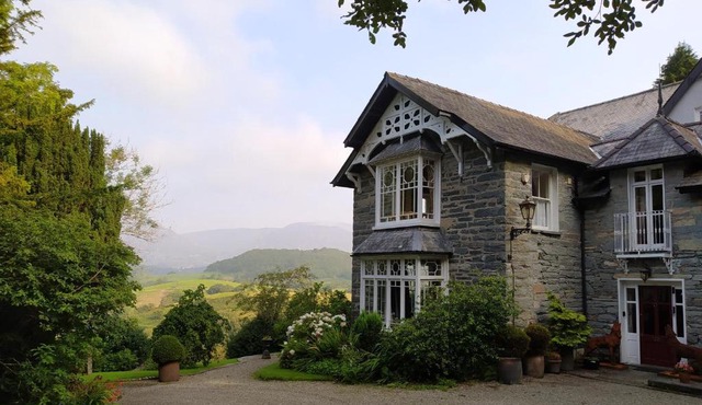 Cae'r Blaidd Country House