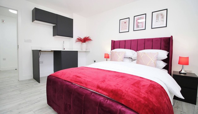 Cardiff Bloc | The Ultimate Group Stay for 10