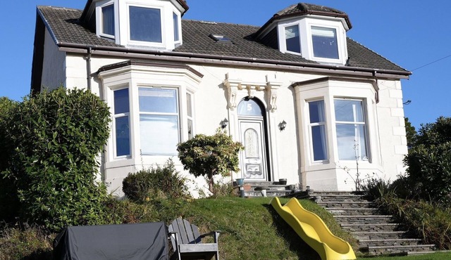 Carmona Bank , Dunoon - sleeps 8 guests, dog friendly