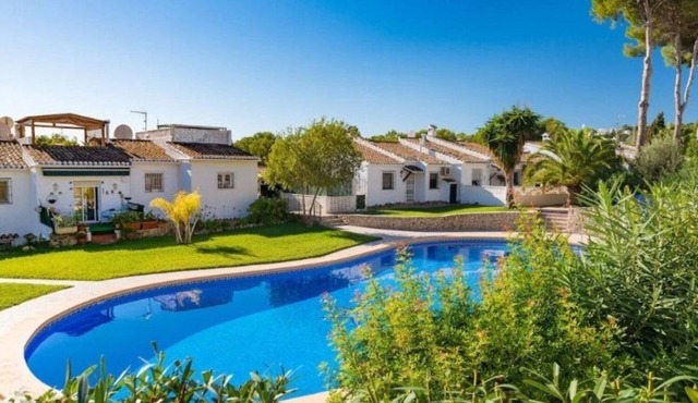 Casa Julia! Completely renovated vacation home in a well-kept resort