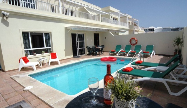 Central Costa Teguise Villa | 4 bedrooms | Villa Solea | Private Pool