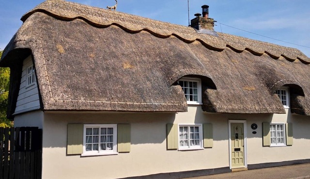 Charming 18C Thatched Cottage Newly Renovated